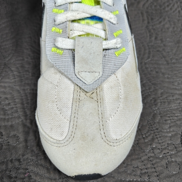 Nike Air Max Pre-Day White Platinum Volt Running Comfort Sneaker Men's Shoe 9.5 - Picture 6 of 10